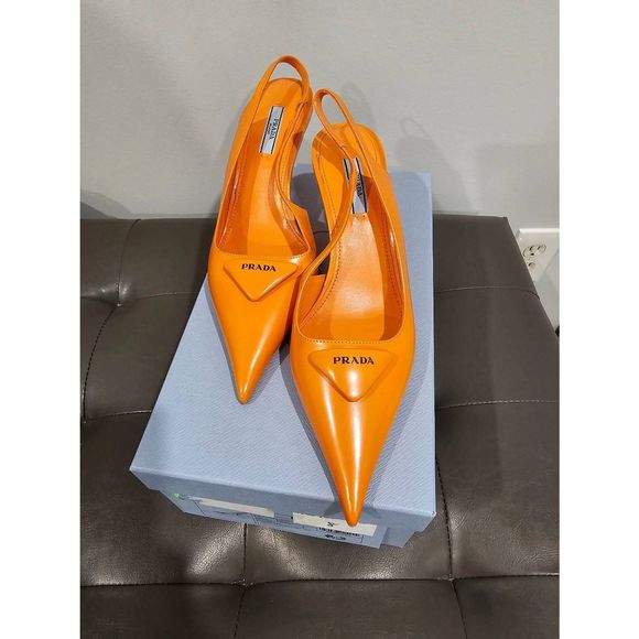 New Prada Leather Slingback pumps in size 38 - Picture 2 of 8